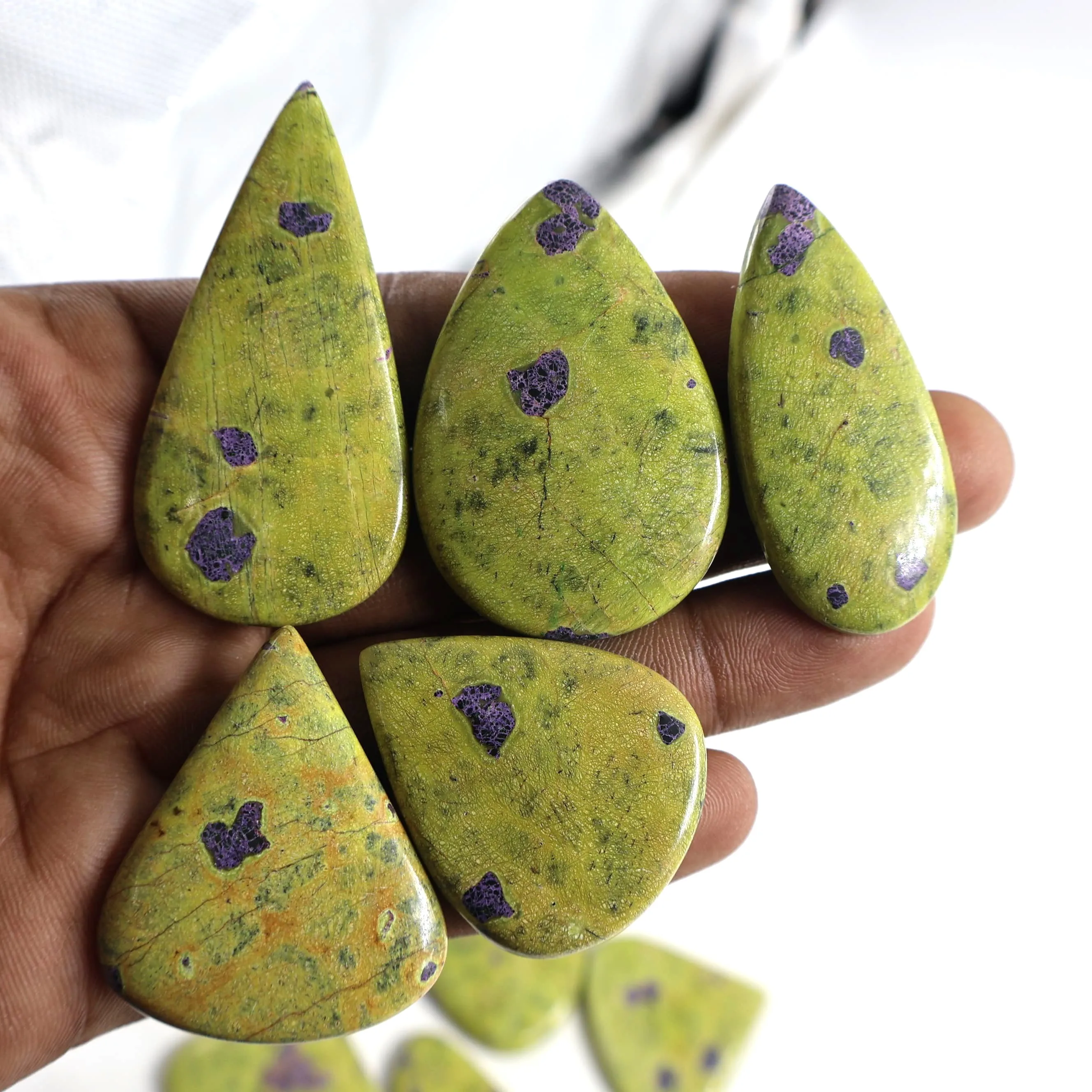 Atlantisite (serpentino con stichtite) — Categoria AA - foto 1
