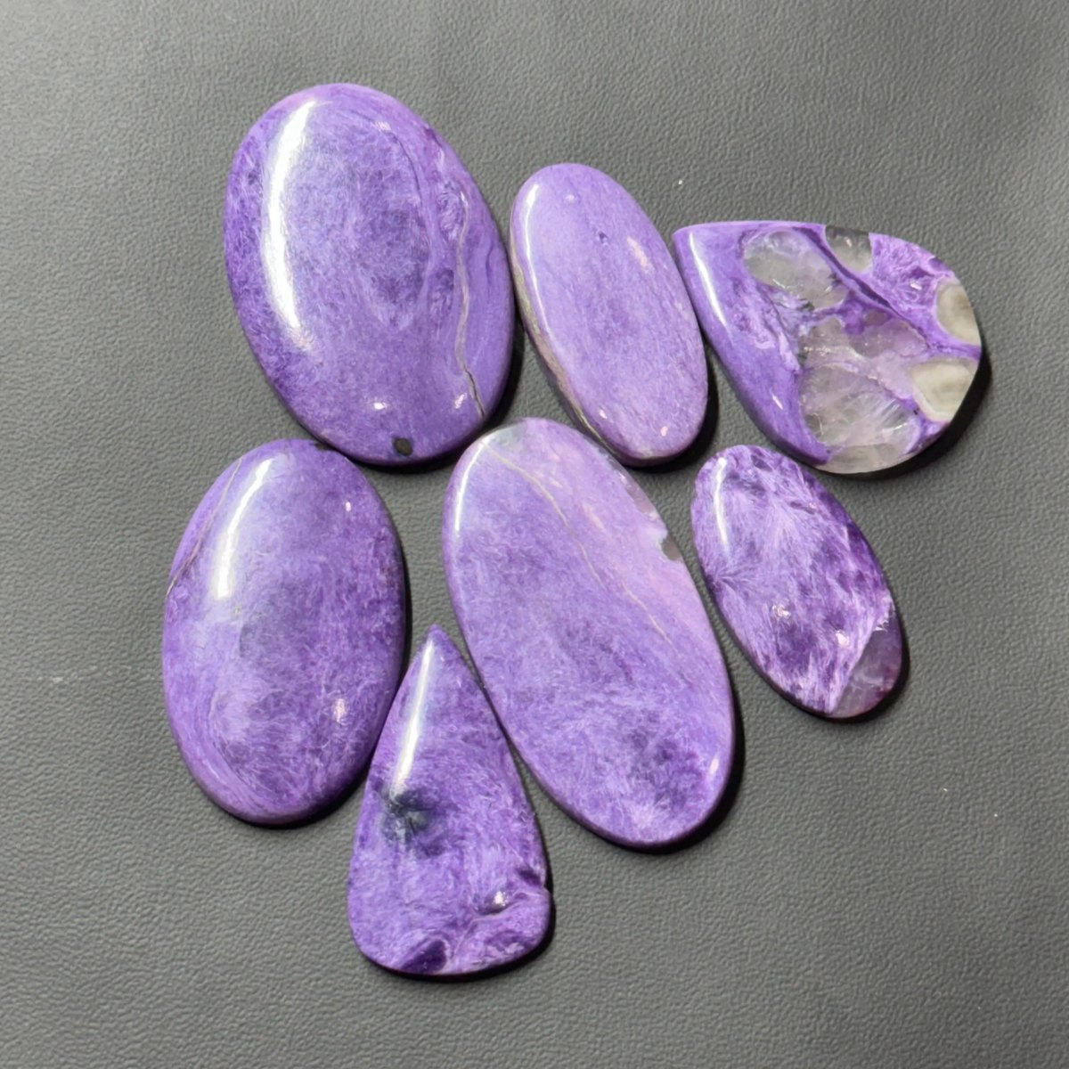 Charoite — Categoria A - foto 1